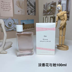 Burberry Flowers and Her Eau de Toilette-3345